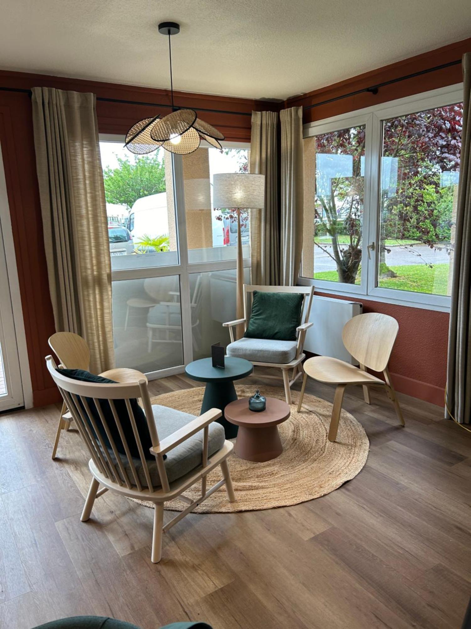 Hotel Nell Saint-Marcel  Εξωτερικό φωτογραφία