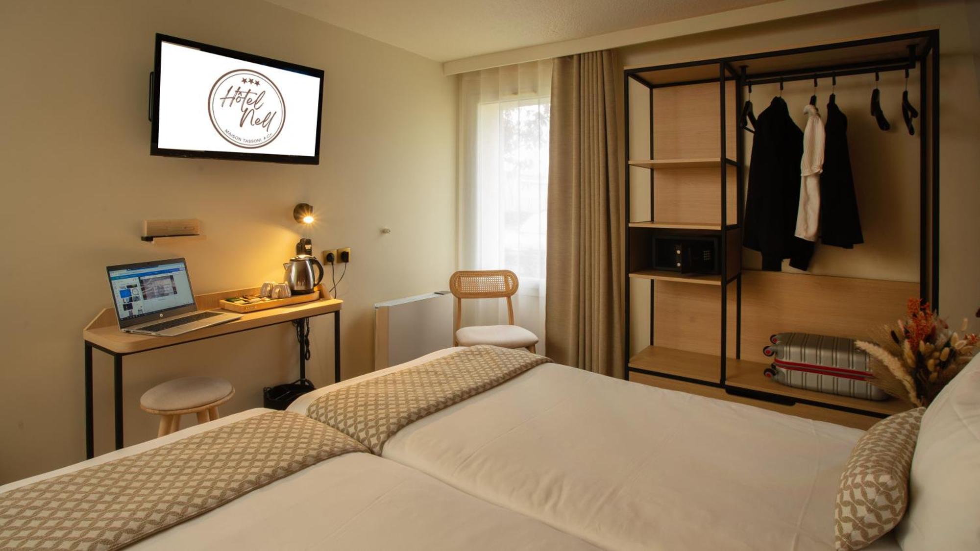 Hotel Nell Saint-Marcel  Εξωτερικό φωτογραφία